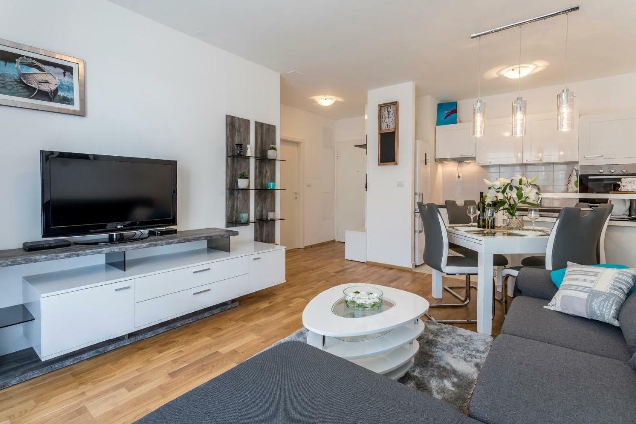 Apartment Luka Split Buitenkant foto