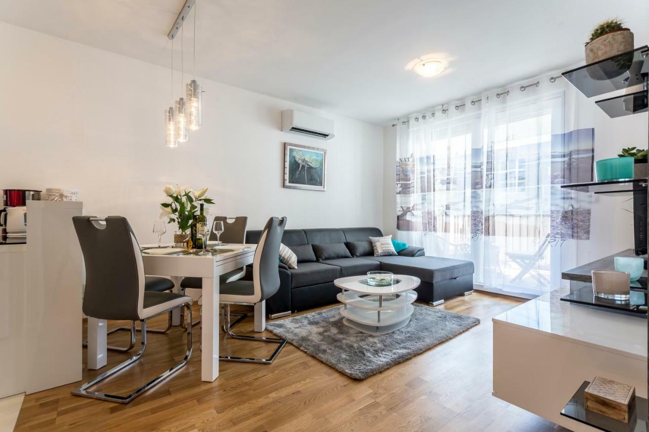 Apartment Luka Split Buitenkant foto